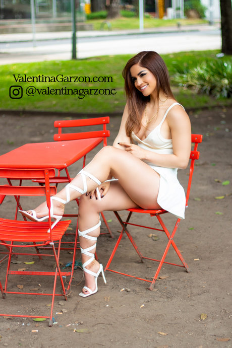Valentina Garzon_ sexy actress pic