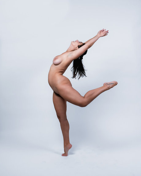 Model Seraphina sex actress picture