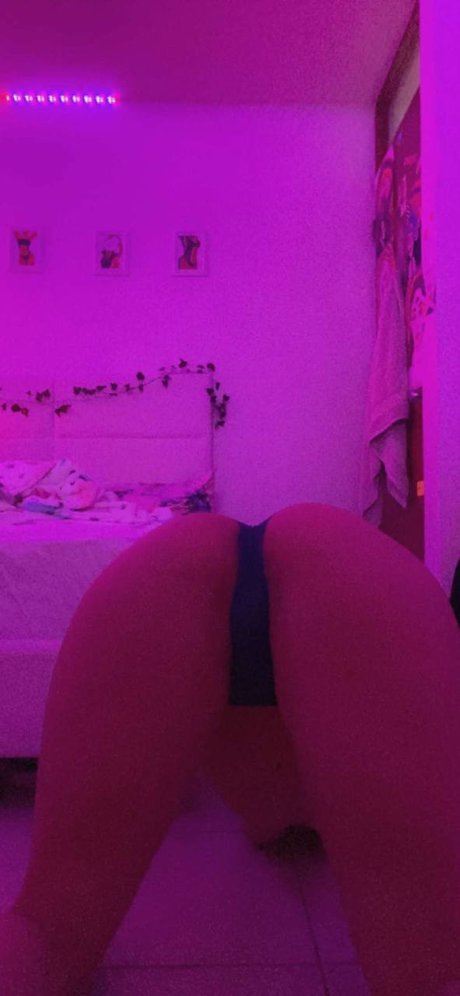 Camcriesincum exclusive pornstar pic