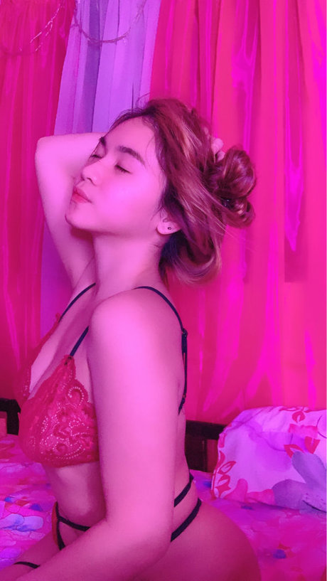 Maria Follosco star sexy photo