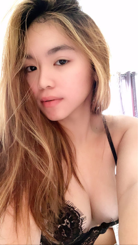 Maria Follosco art model galleries