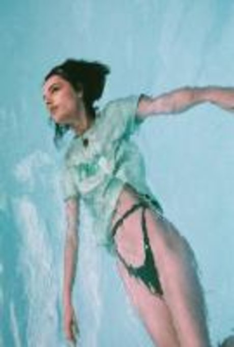 Roxane Eylaud_ model pornographic pics