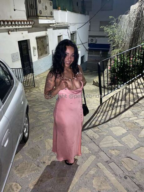 Freepetitebrida model xxx pictures