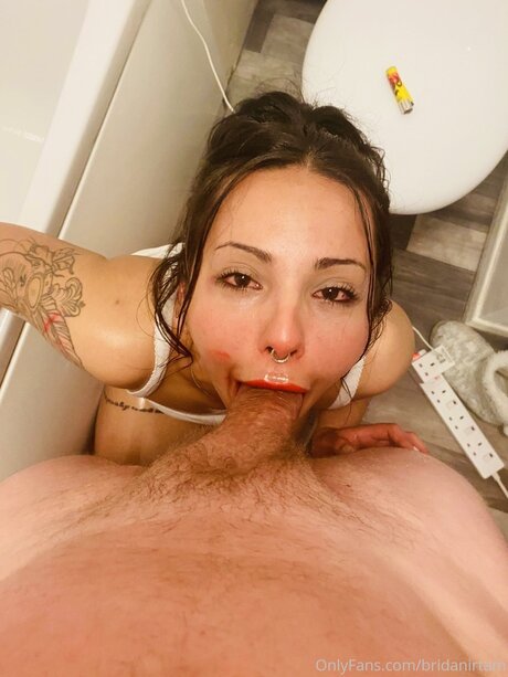 Freepetitebrida hd model image