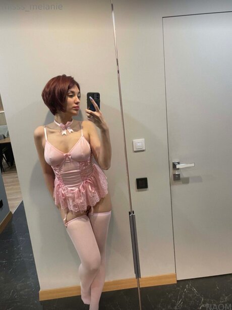 Melly Fox perfect star pictures