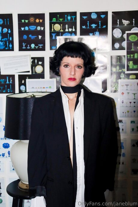 Janeblum model best pics