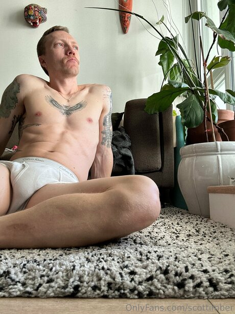 Scottimber pretty pornstar pic