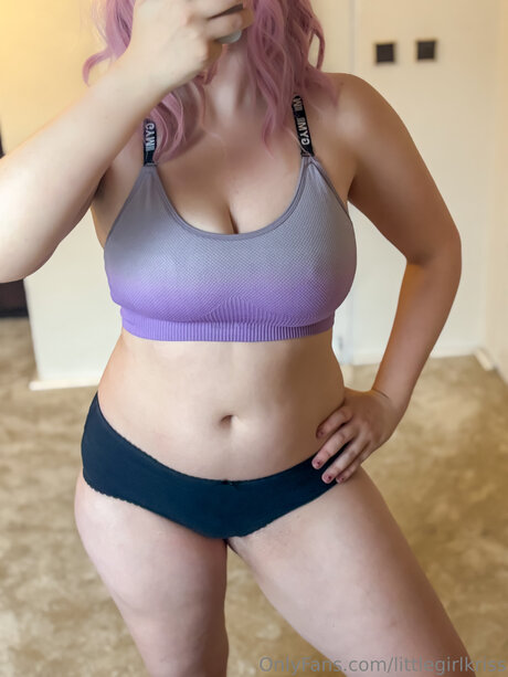 Littlegirlkriss erotic pornstar picture