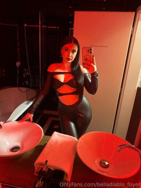 Belladiablo Foyer hd pornstar pics