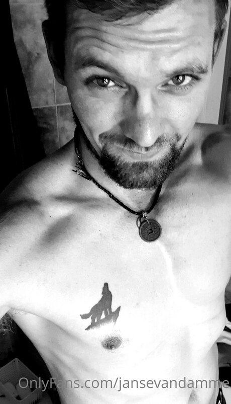 Jansevandamme naked star photo