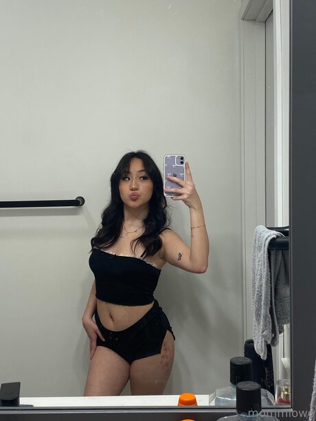 Mommiowo beautiful model archive