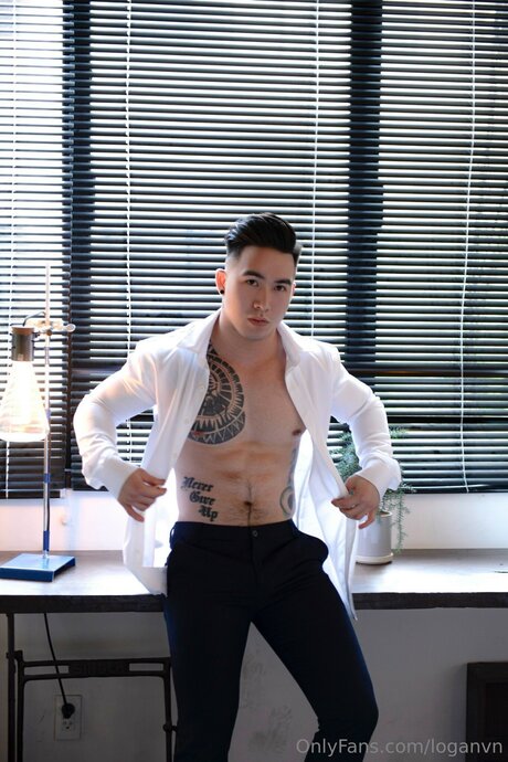 Loganvn pornstar hot gallery