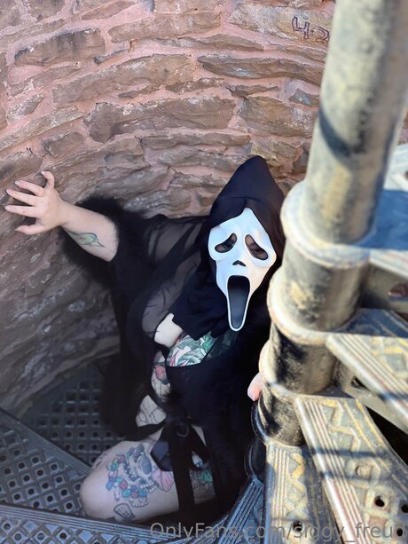 Siggy Freud erotic actress picture