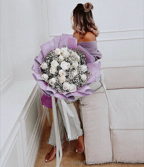 Besthottwife sex pornstar photo