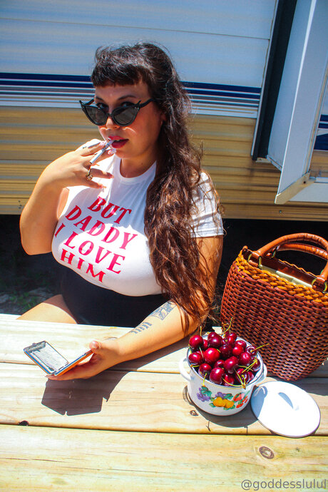 Xxlululo pornstar hot img