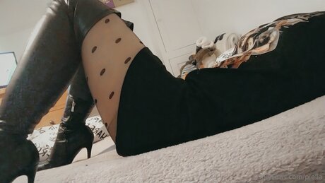 Piella hd actress photo