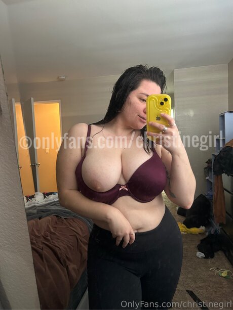 Christinepeachie model sex picture