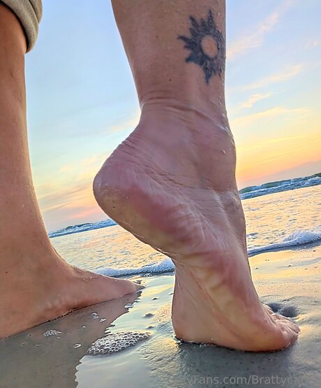 Brattycat77 model nude img