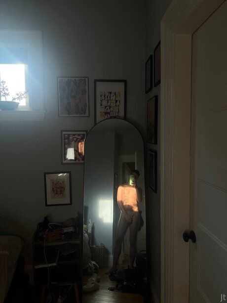 Ejtjermz high quality actress photo