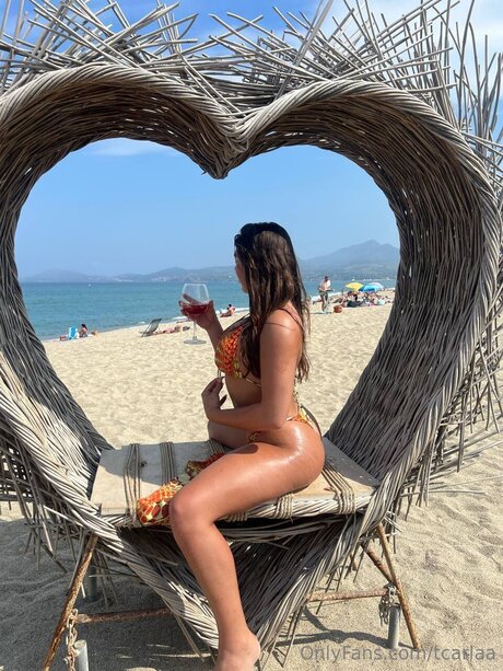 Tcarlaa sexy model picture