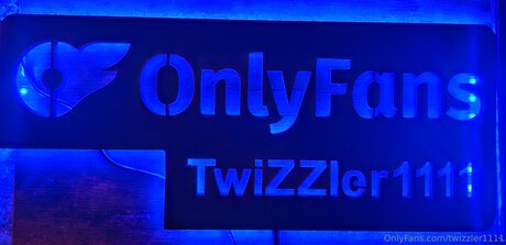 Twizzler1111 high quality actress pic