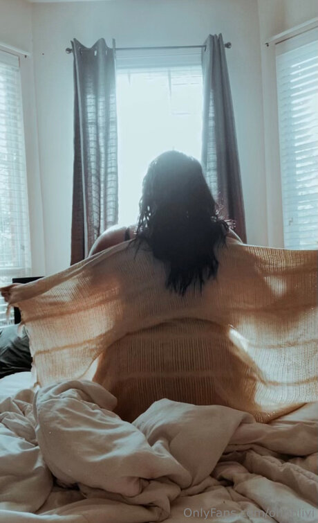 Ohhhlivi naked star gallery