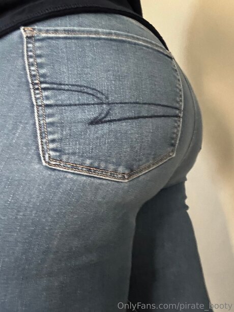 Pirate Booty nice pornstar pic