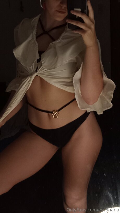 Esc3naria naked star img