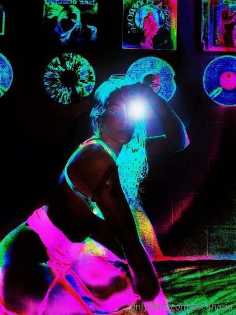 Esc3naria best model picture