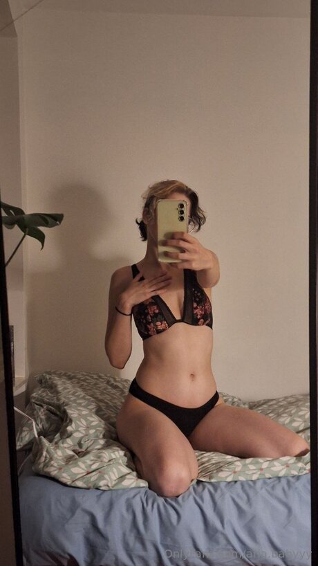 Aria Babyyy pornstar pretty photo