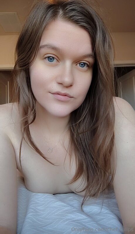 Chef Tulips hot model picture