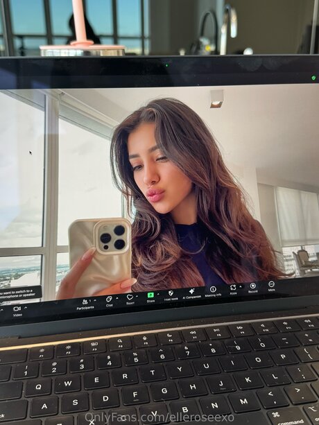 Elleluna model beautiful pic