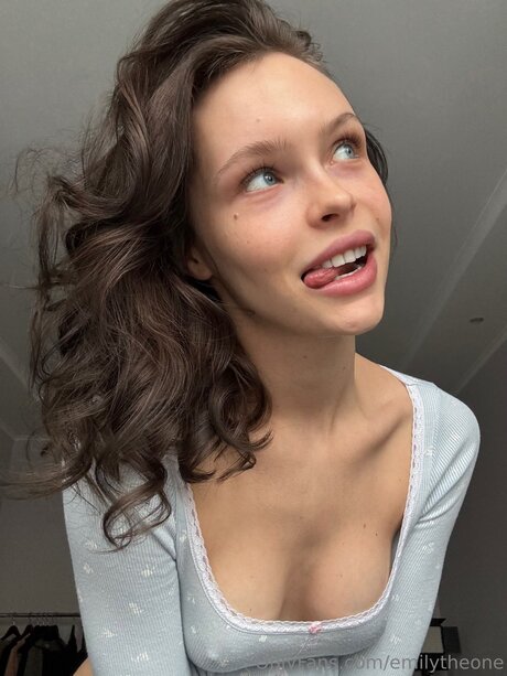 Anoraofficial star sexy gallery