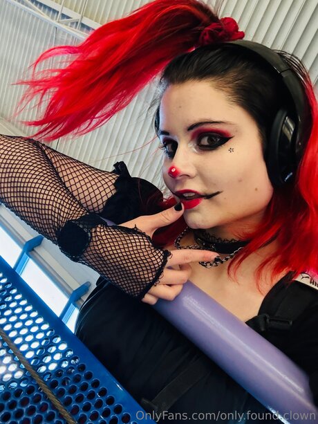 Only Found Clown model best pic