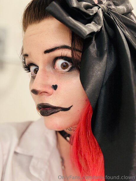 Only Found Clown star nice pic