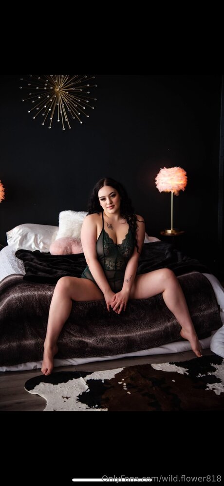 Wild Flower818 porn model archive