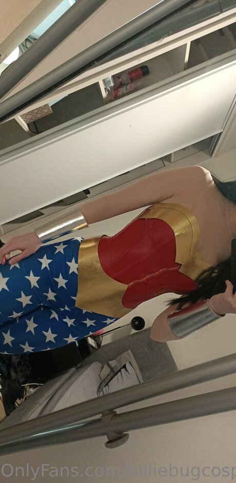Billiebugcosplay hot model image