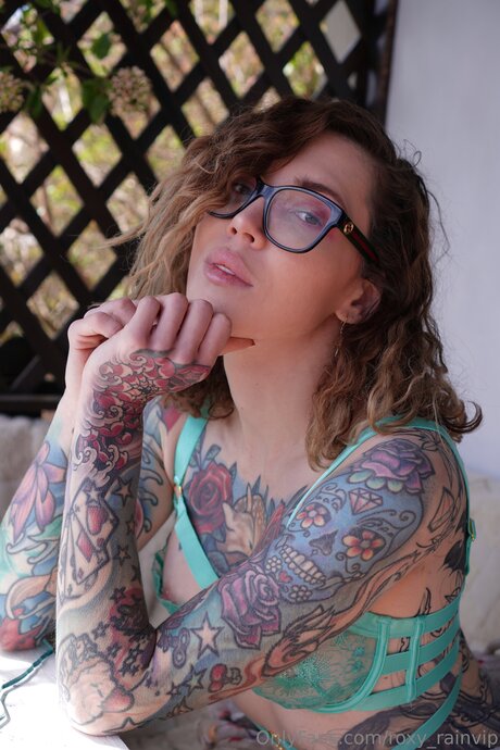 Roxy Rainvip model free archive