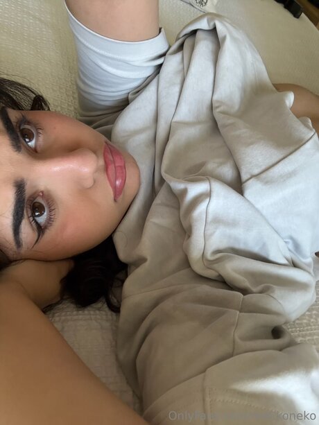 18 free onlyfans pornographic images