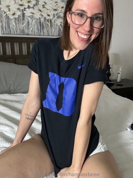 Hanniexbeee beautiful model images