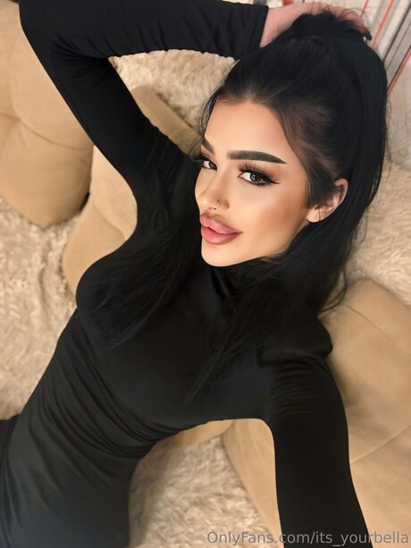 Bellasohot adult star picture