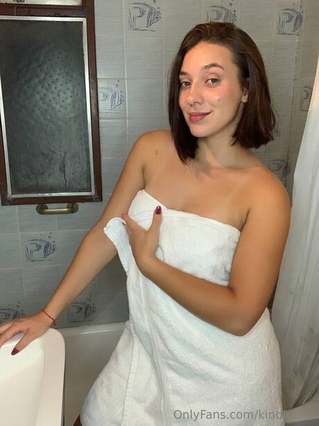 Kindluana model top img