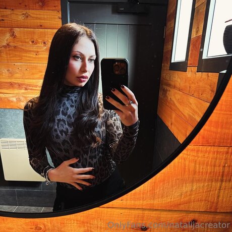 Princessameliaa star perfect pic