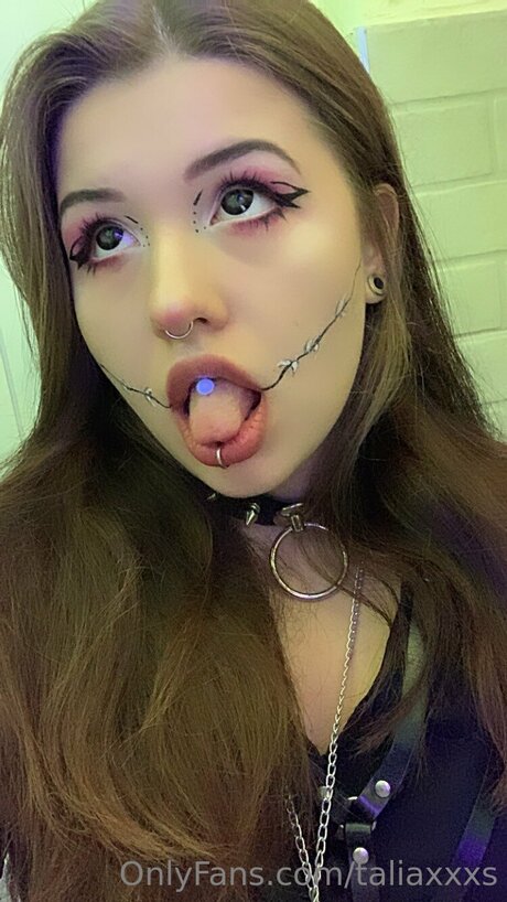 Taliaxxxs erotic star image