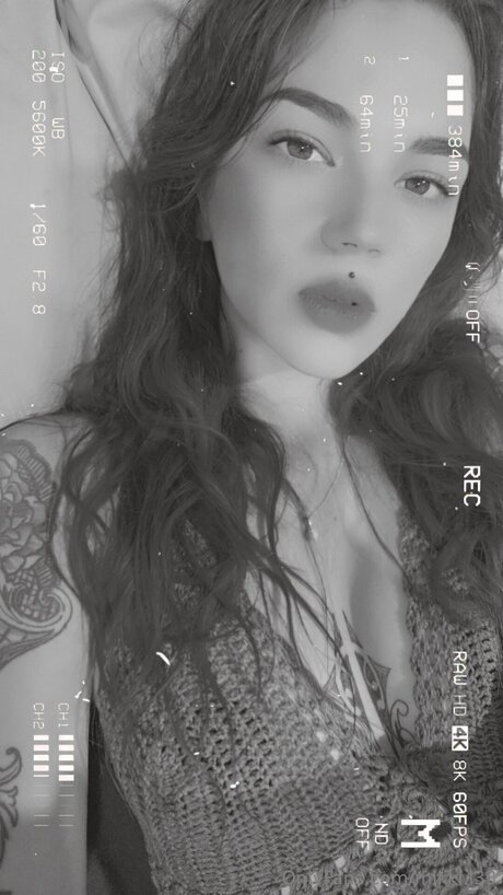 Mikki L33 actress pics