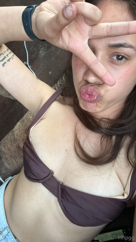 G Rose 2001 high quality star pictures