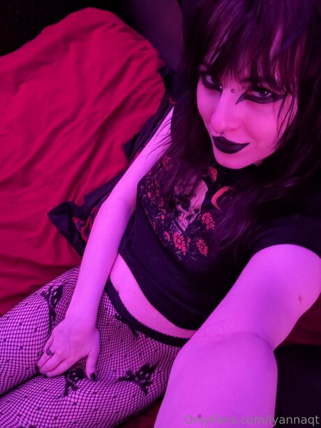 18 free onlyfans hot naked photos