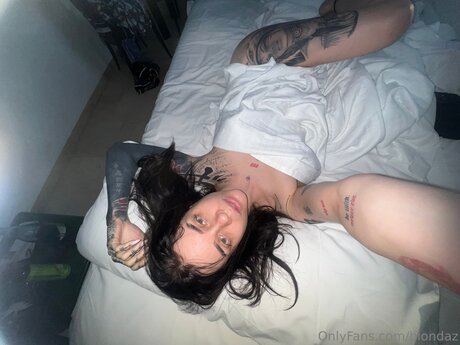 Biondaz sex model galleries