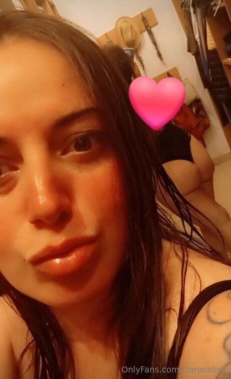 Claracolins naked model photo