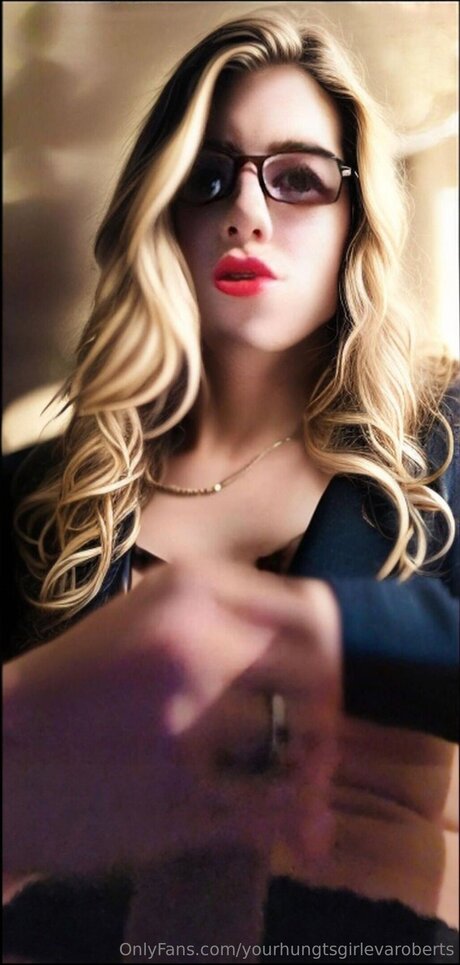 Yourhungtskenziegurl star xxx photo